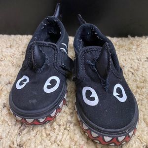 Toddler boys Shark vans